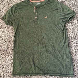 Men’s Small Hollister Tee